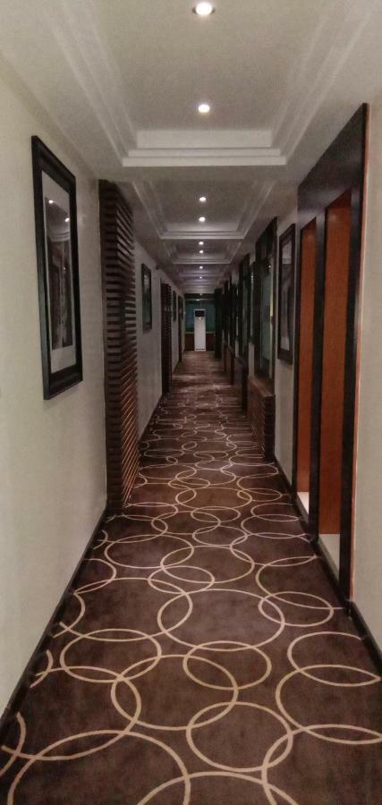 Summerset Continental Hotel By Usuma Mobushipe Exterior photo